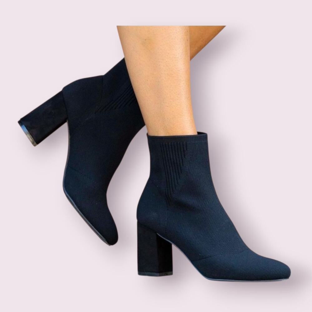 MIA Erika Fly Knit Black Dress Booties Pull On Ankle Heeled Boots 2" Heels